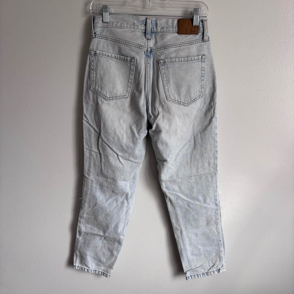 ⭐️⭐️⭐️Aeropostale Light Blue Mom Jeans - Picture 4 of 8